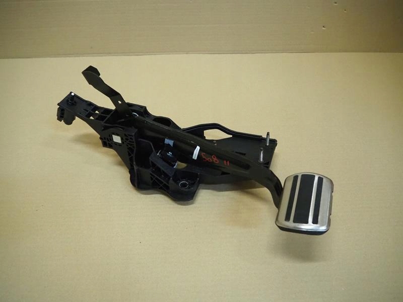 фото №1, Педаль тормоза автоматическая коробка передач peugeot 508 ii