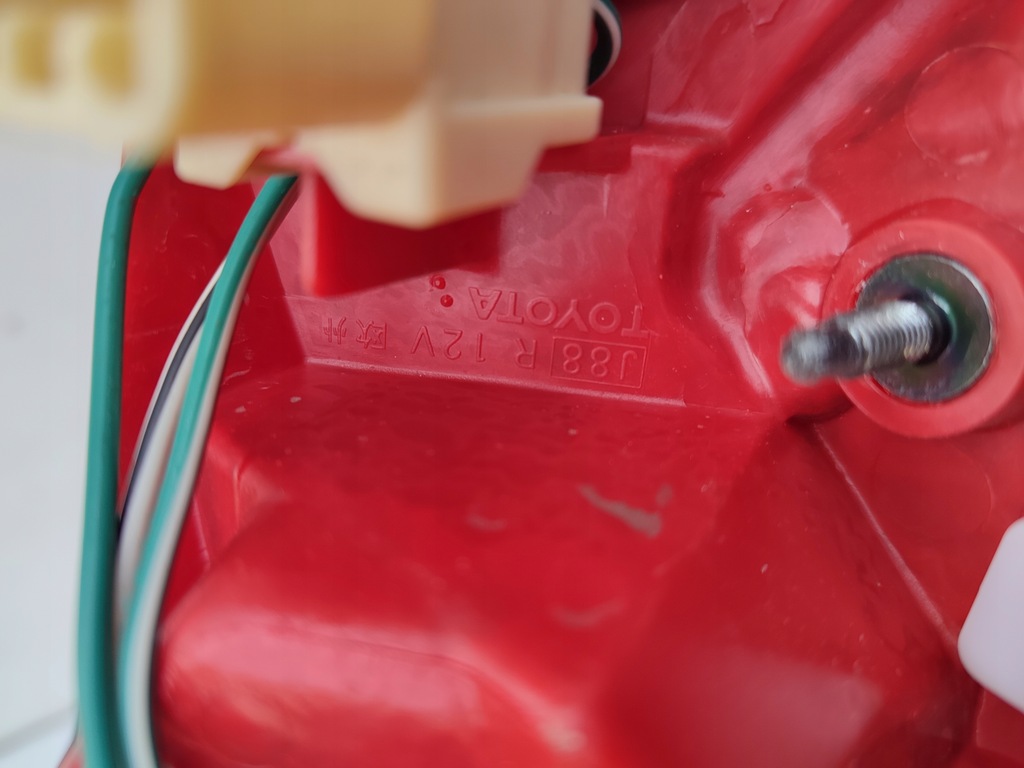 фото №5, Лампа правый задняя toyota rav4 iii europa оригинал