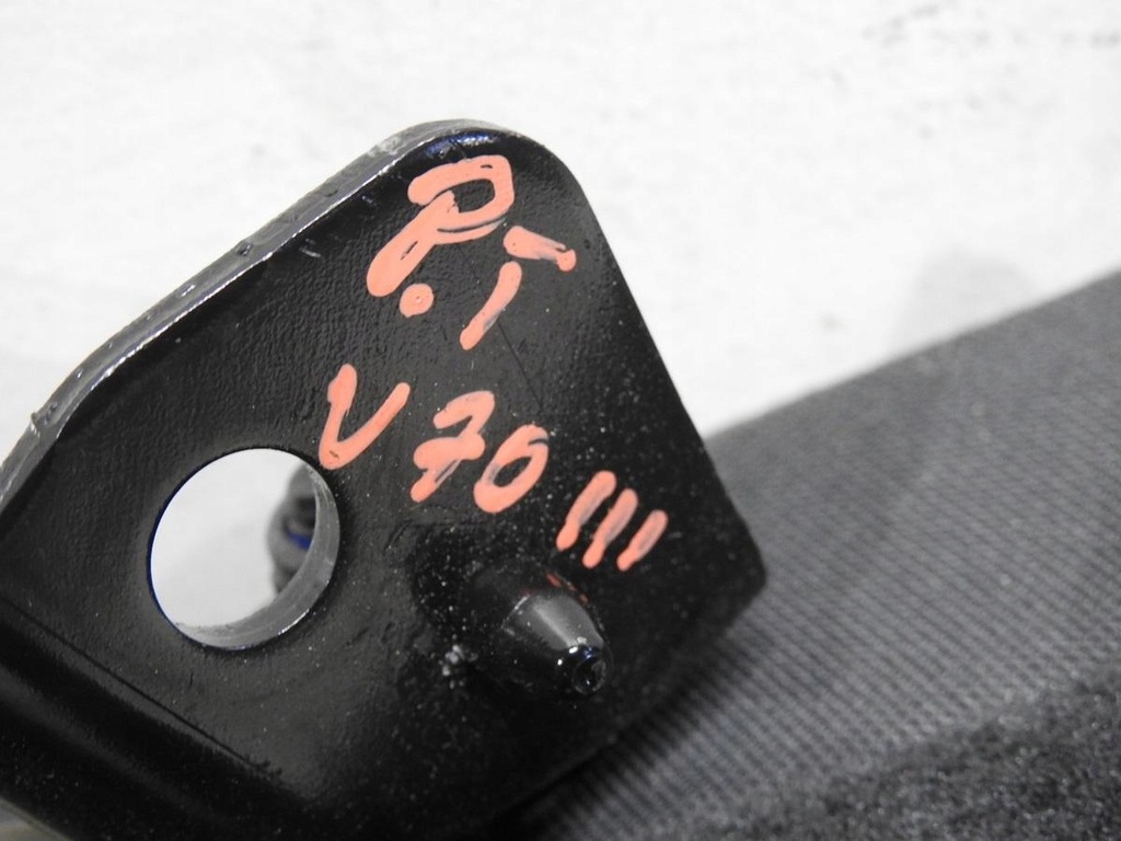 фото №9, Спинка сиденье правый задняя volvo v70 iii