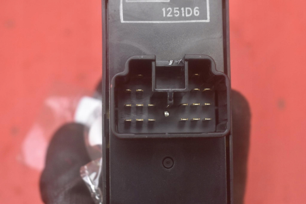 фото №8, Панель керування вікон eu 8608a207 mitsubishi asx 1 i 10-12