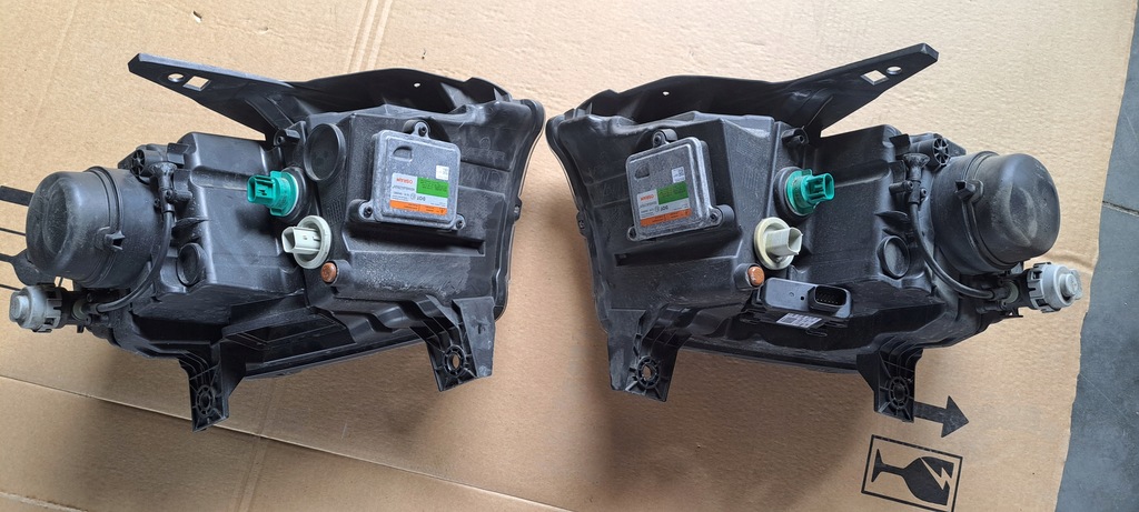 фото №12, Dodge durango 14-19 лампа передняя ксенон led oem комплект