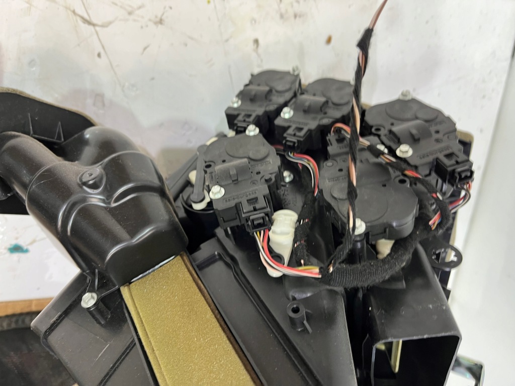 фото №6, Отопитель vw touareg 7p 7p1820005c cała !