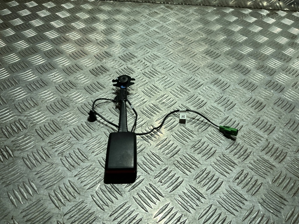 фото №1, Клипса поперечина сиденье правый перед dacia sandero iii 21-