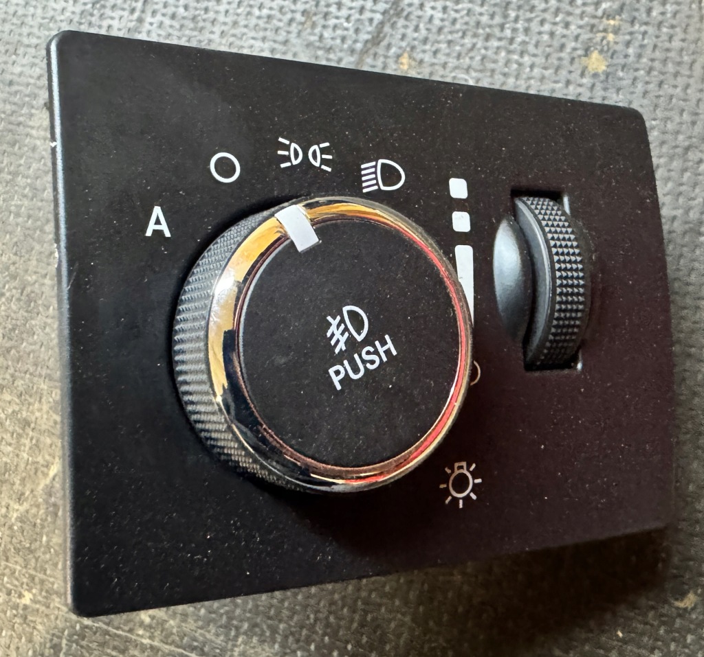 фото №1, Jeep grand cherokee wk 2 ii панель переключатель света