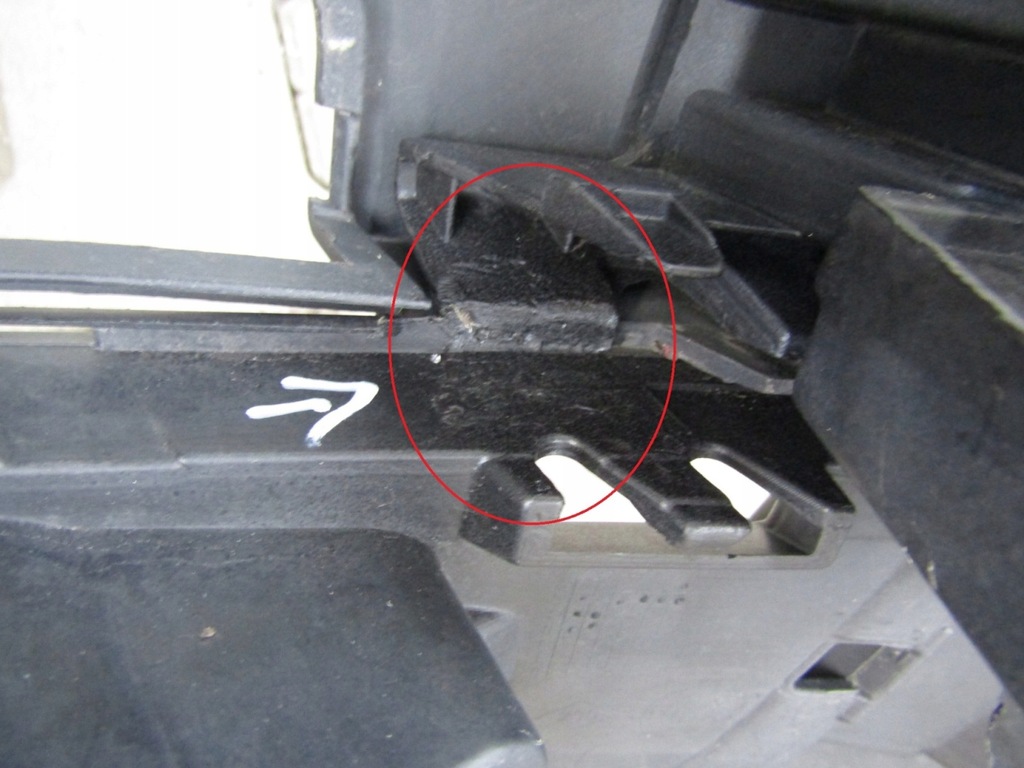 фото №10, Бампер перед передній renault laguna iii gt