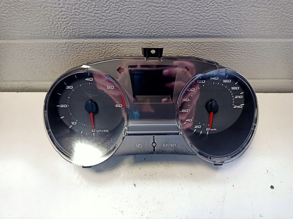 фото №8, 6j0920801a приборная панель счетчик seat ibiza iv