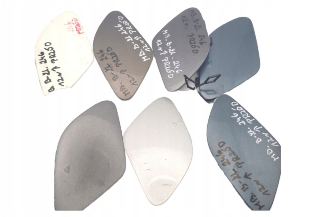 фото №1, W246 b-klasa заглушка hak бампер перед oryg a2468850022