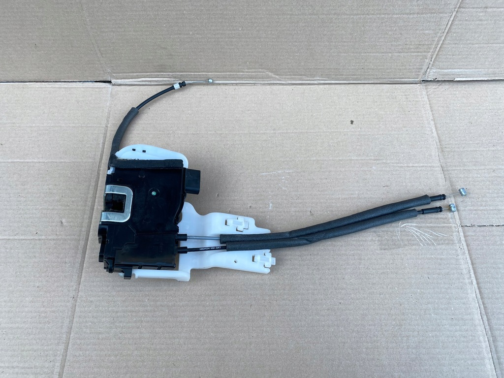 фото №5, Hyundai ix35 замок двері лівий передній 81310-2y000 6 pinów europa