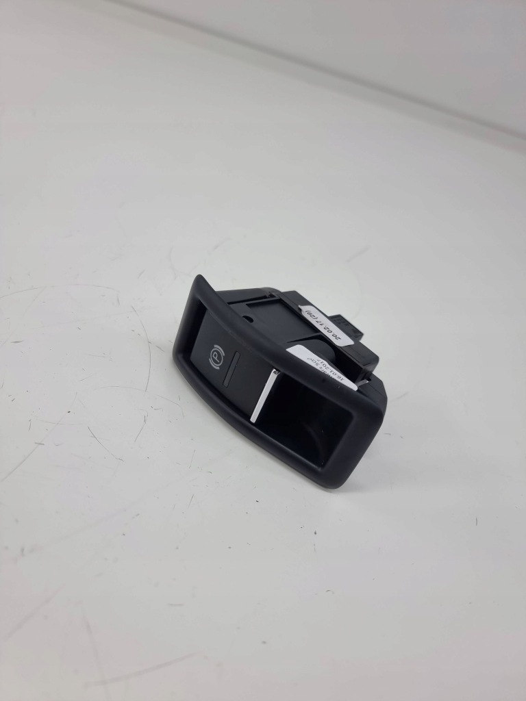 фото №1, Porsche cayenne 92a 2017 кнопка / выключатель тормоза ручного