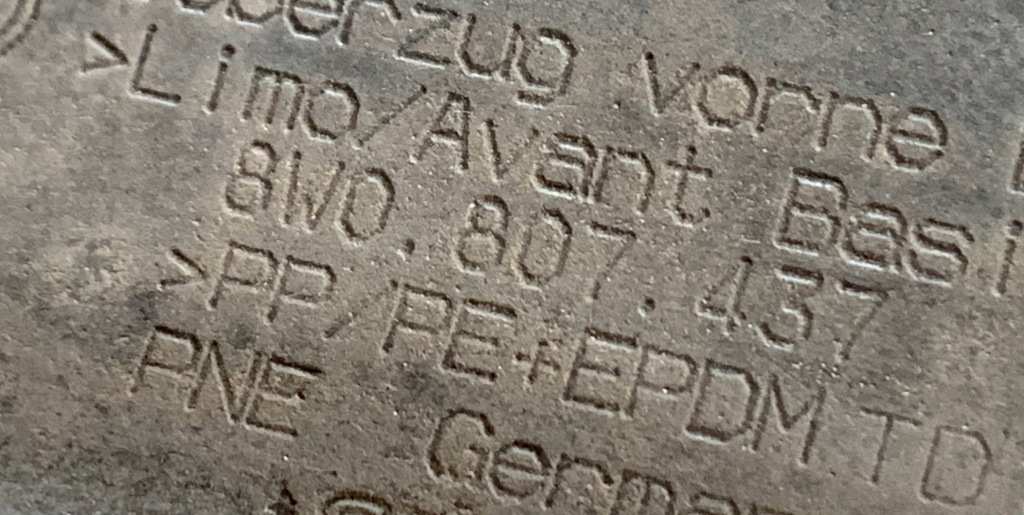 Бампер перед audi a4 b9 8w pdc Доставка