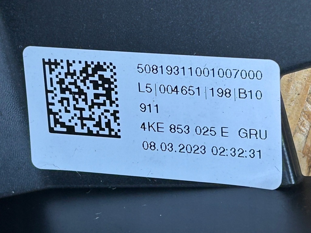 фото №12, Audi e-tron левая молдинг крыла перед передняя