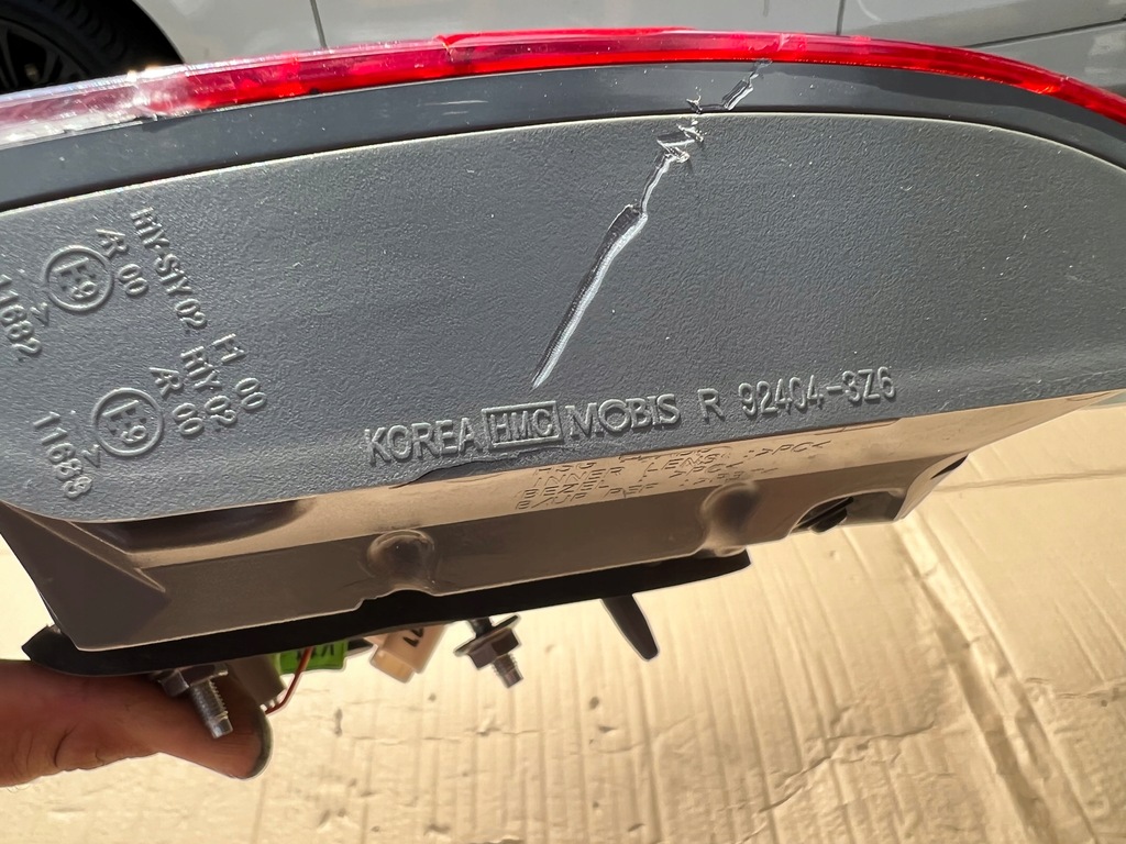 фото №12, Hyundai i40 sedan lift лампа w кришка багажника правий задня права задня