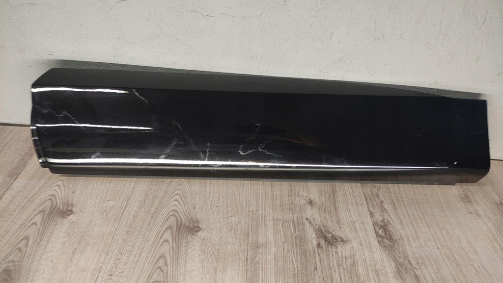 фото №1, F-pace x761 молдинг дверь левый задняя нижняя hk83274a49