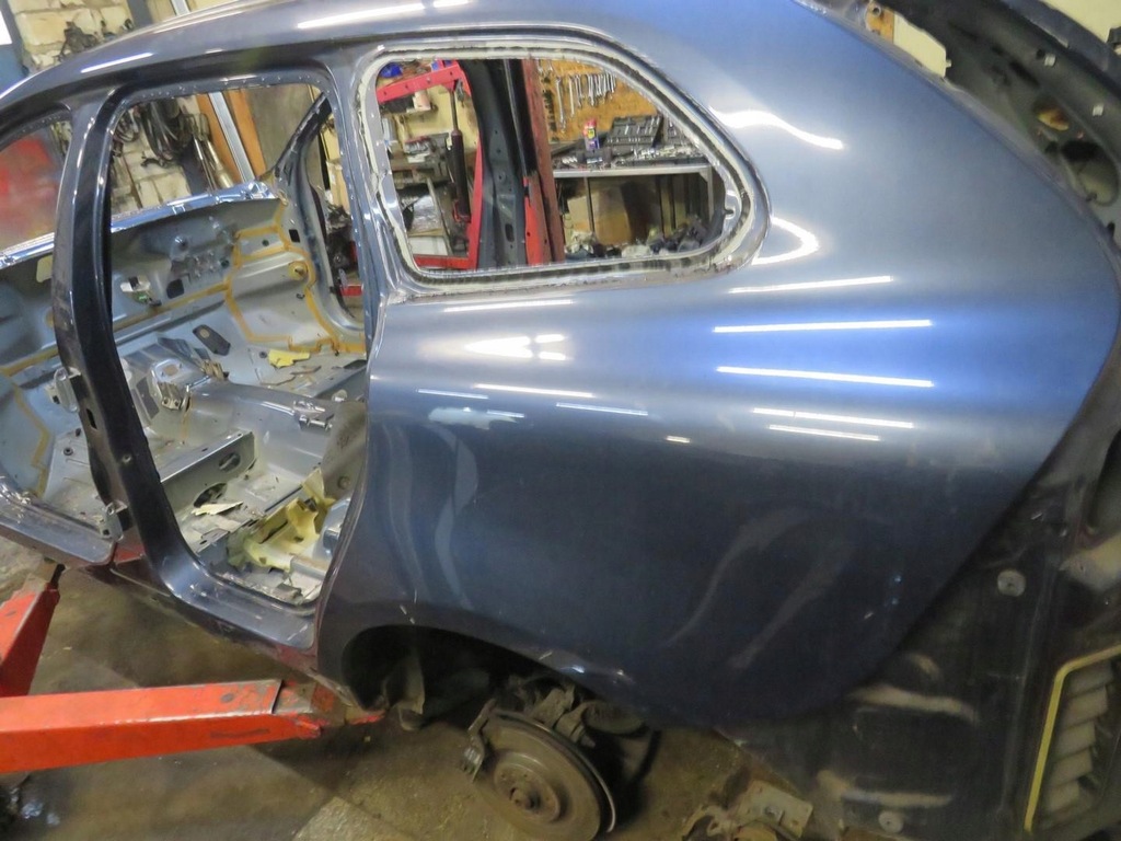 фото №1, Чверть крила лівий задня volvo xc60