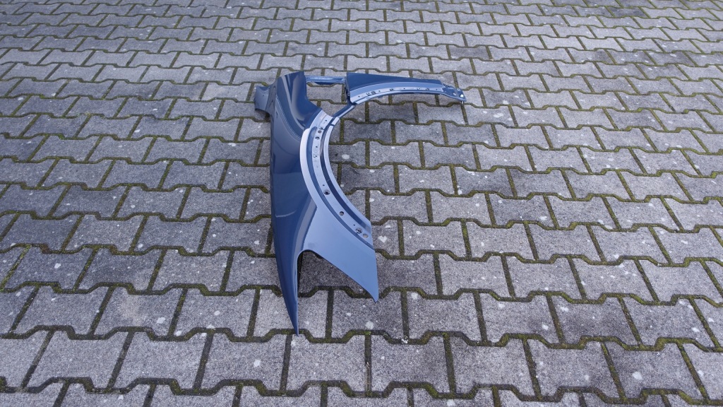 Audi e-tron 4ke крило ліве передній Зі Шроту