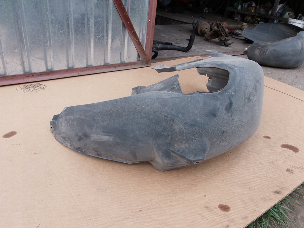 фото №5, Підкрилок правий задня 8l0810172 audi a3 8l 3 двері