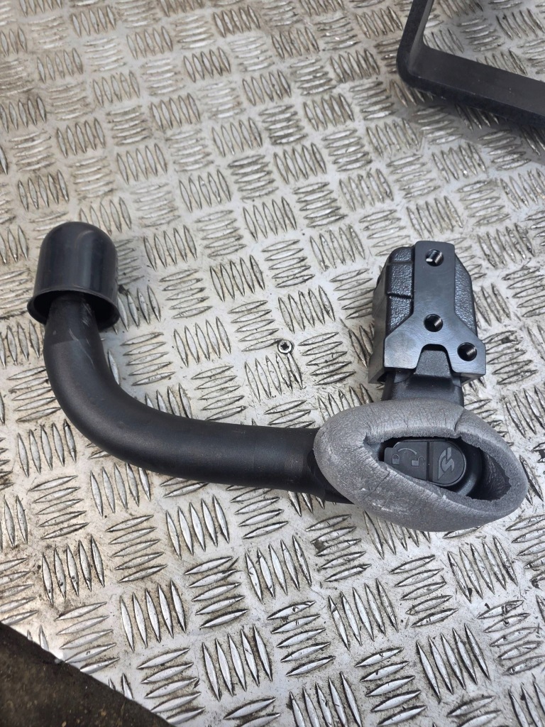 фото №4, Lexus rx 450h 2021 hak буксировочный / комплект