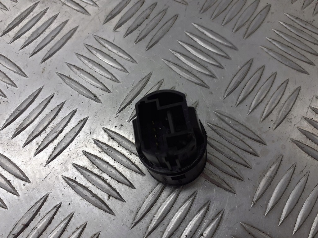 фото №2, Кнопка стоп запуск renault laguna iii 107959a