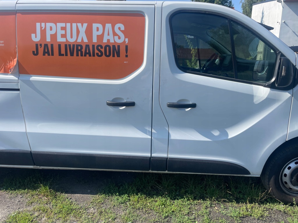 фото №1, Renault trafic iv 2022 двері праве бічний зсувні