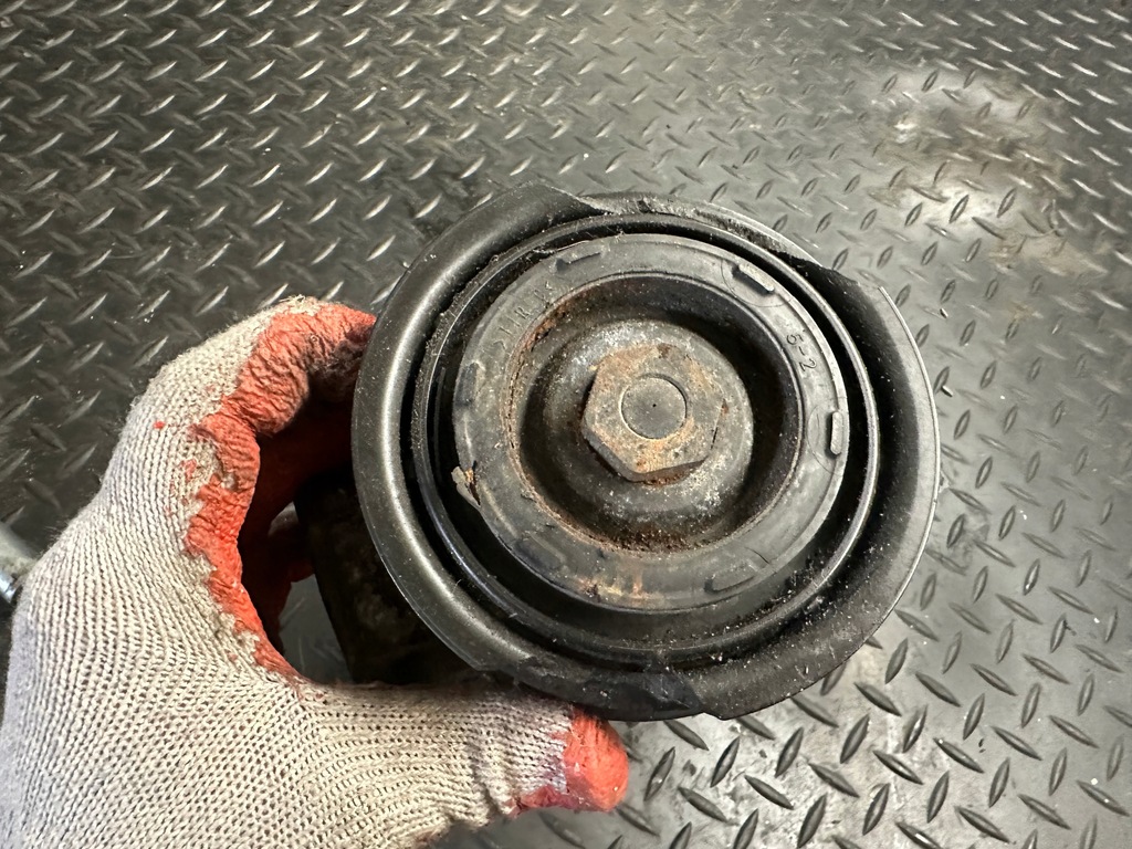 фото №6, Компрессор кондиционера audi a8 d4 3.0 tdi 4h0260805e