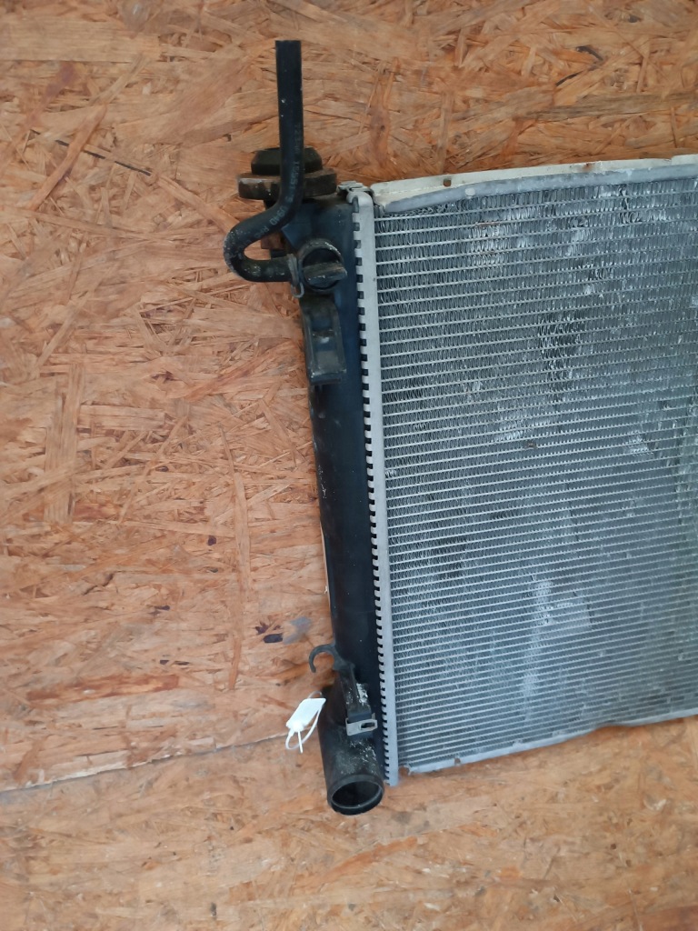 Радиатор воды dodge charger challenger 15- 6.4 v8 srt 1007742aa Оригинал