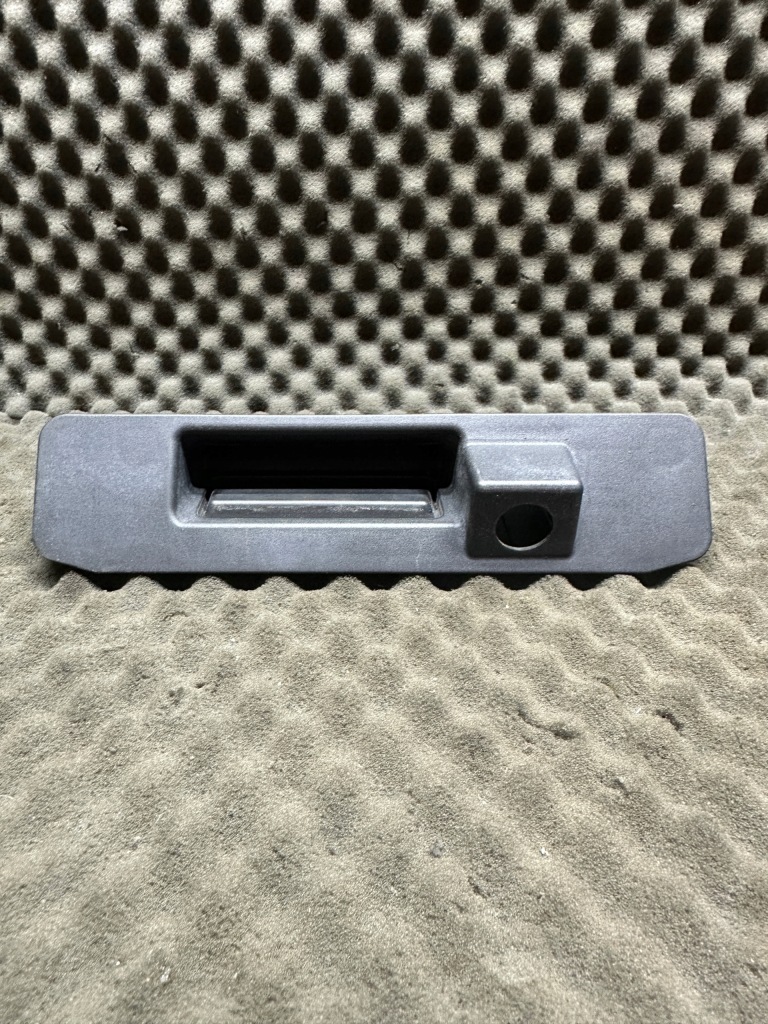 Купити A1667500593 ручка кришки багажника mercedes-benz w166