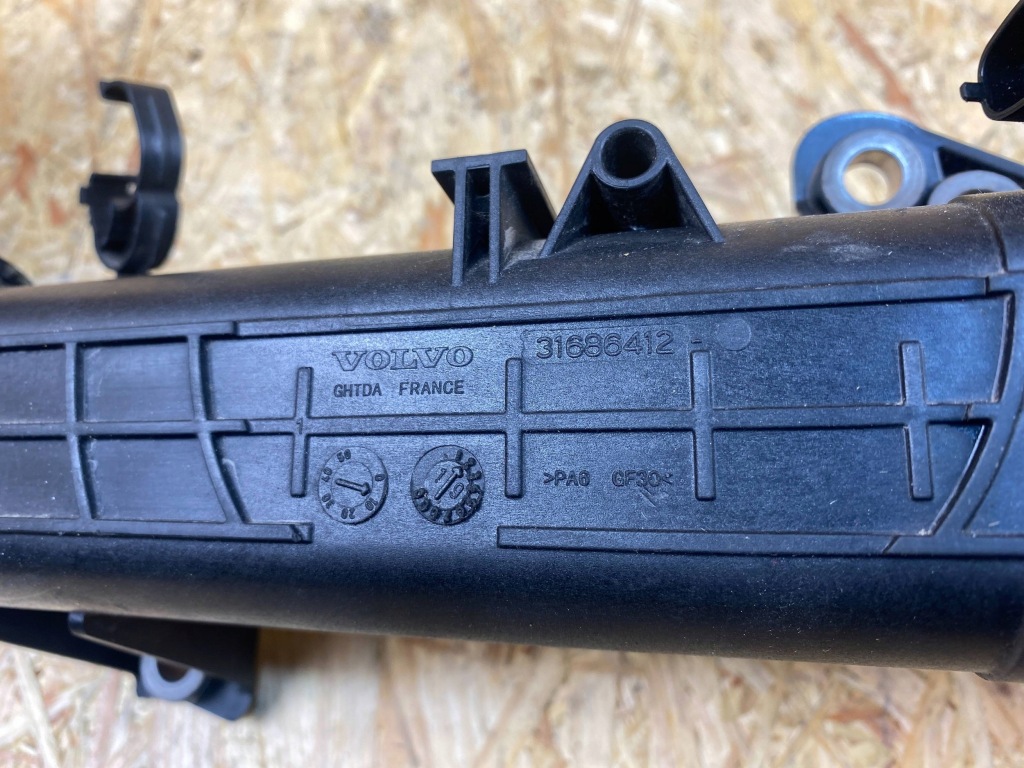 фото №16, Пабтрубок  труба шланг воздуха интеркулер volvo xc60 ii xc90 ii 31686412