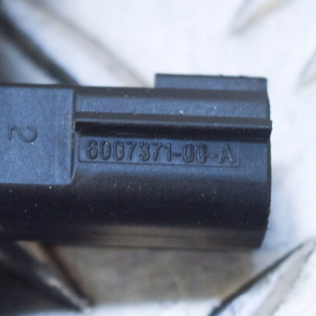 Tesla model x 2016 шланг / пабтрубок  радиатора с Разборки