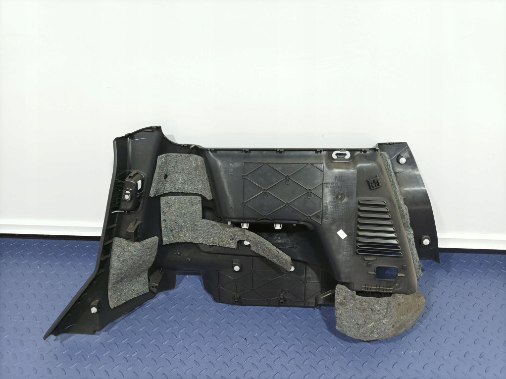 фото №6, Nissan qashqai i j10 2 обивка обшивка багажника задняя левый 84951ey10a