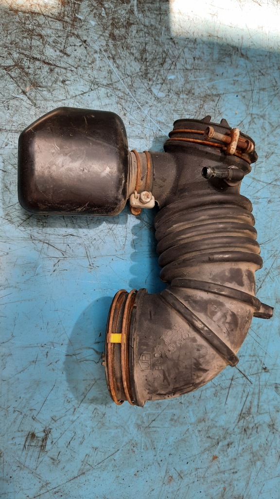 фото №1, Труба воздуха mn135271 mitsubishi outlander i 2.0