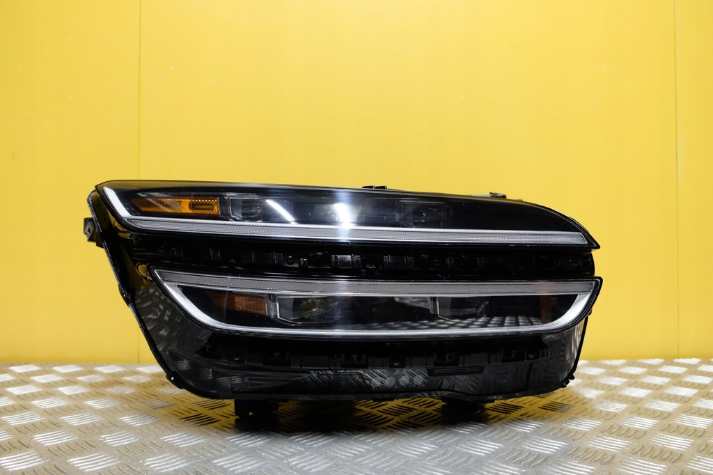 фото №1, Hyundai genesis gv70 2022- фара лампа full led права usa