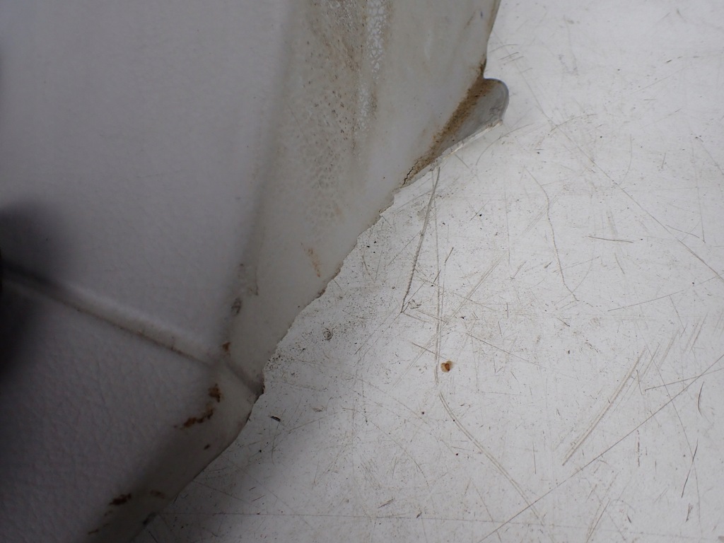 фото №8, Обшивка стійка правий задня audi a8 s8 d3 5.2 короткий