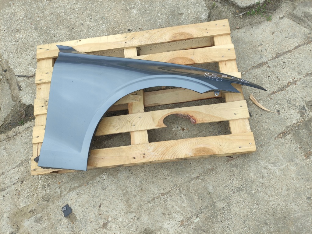 фото №1, Volvo v60 ii крыло правый передний перед 2018-