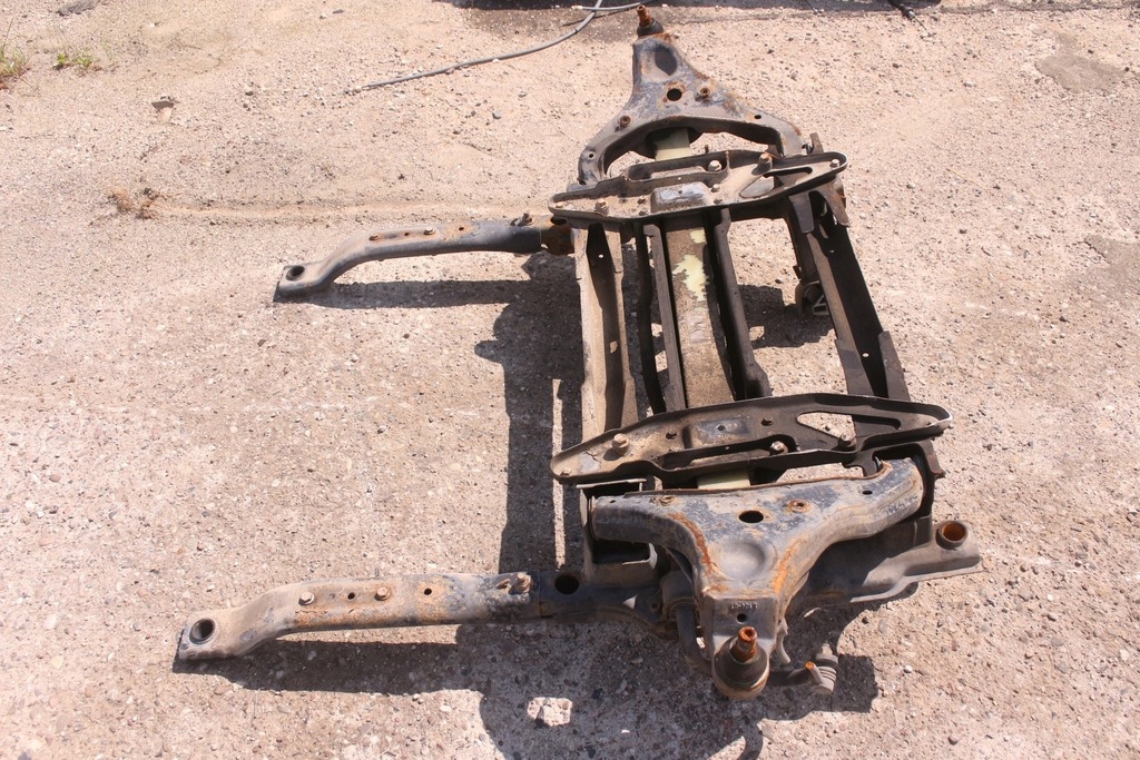 фото №7, Подрамник рессора рычаги комплект sprinter 906