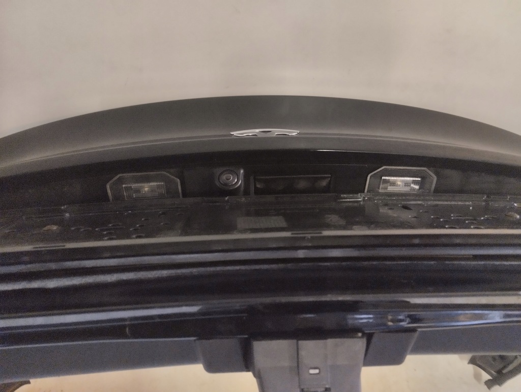 Tesla 3 przed lift крышка багажника багажника комплектная в Украине