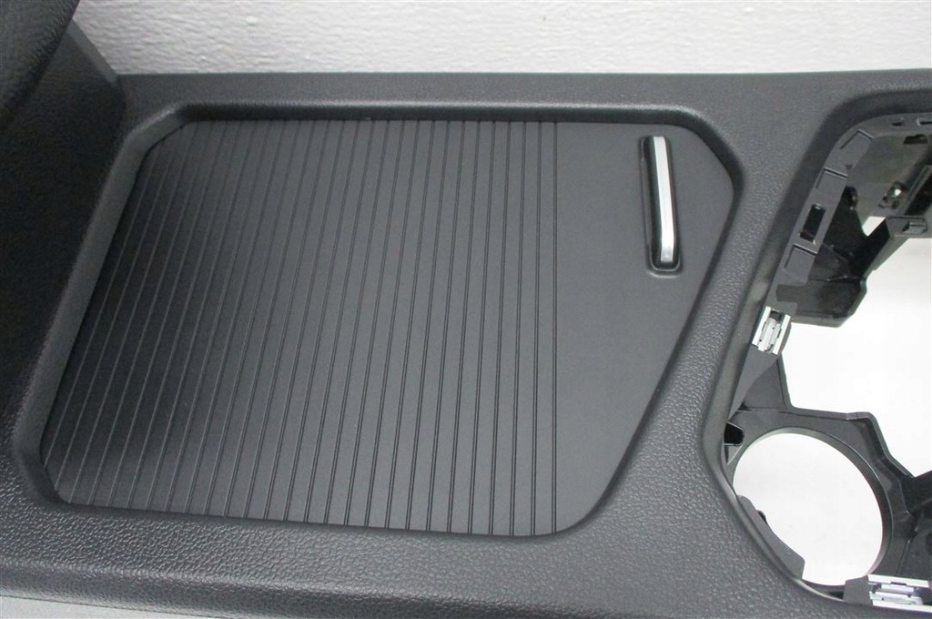 фото №5, Тунель середній підлокітник tiguan ii 5nc863241a