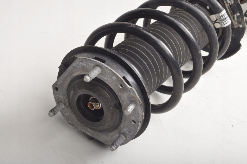 фото №5, Ford fiesta mk8 амортизационная стойка правый перед h1bc18045lb