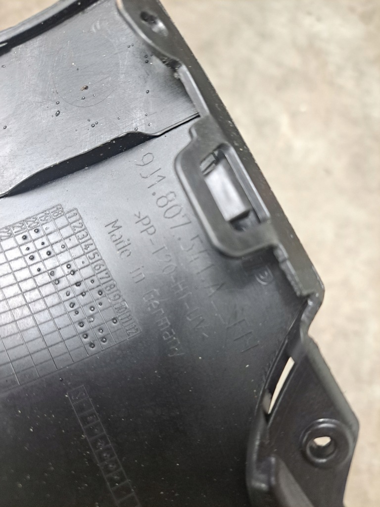 фото №6, Porsche taycan 9j1 спойлер накладка бампера перед