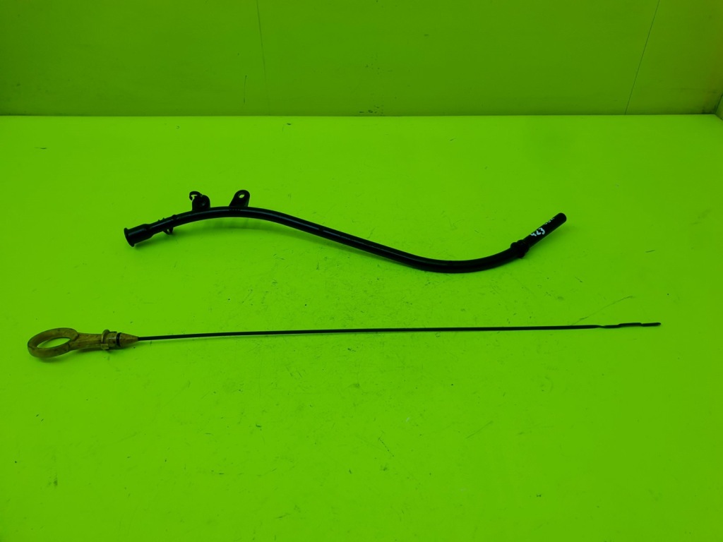 фото №1, Щуп щуп направляющая масла audi s3 a3 golf vii 2.0tsi cjx 06k115610e