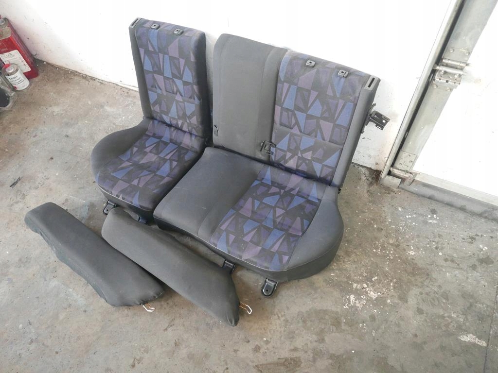 фото №10, Заднее сиденье задняя задняя mitsubishi carisma i hb 5d 95-99