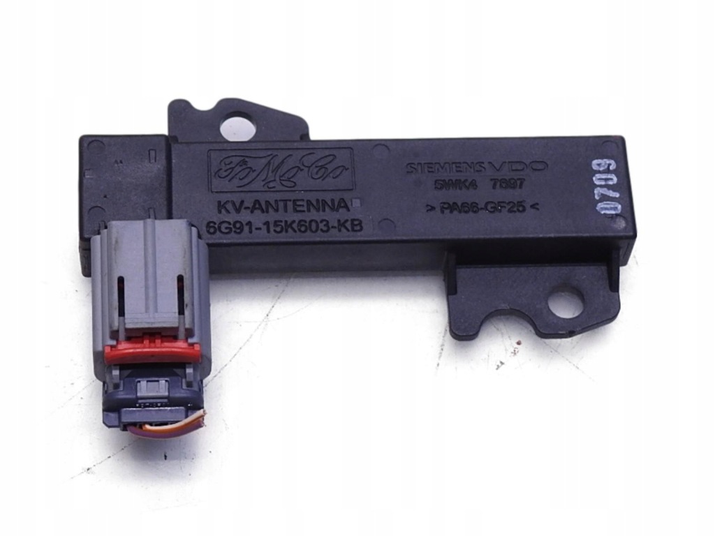 Купити Антена keyless jaguar xf x250 6g91-15k603-kb