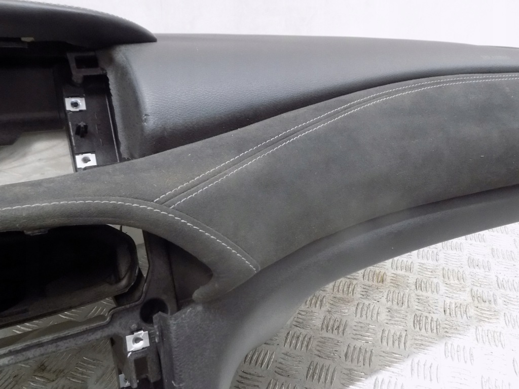 фото №8, Infiniti q30 консоль приборная панель ремни подушки безопасности nieregenerowana