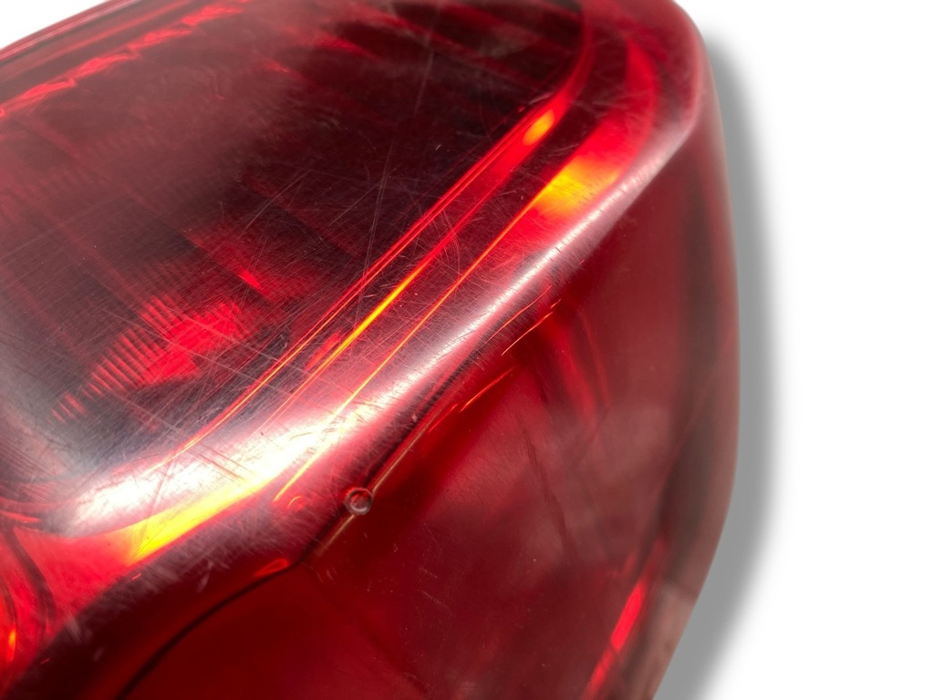 фото №6, Nissan navara 2009 правая сторона лампа задняя