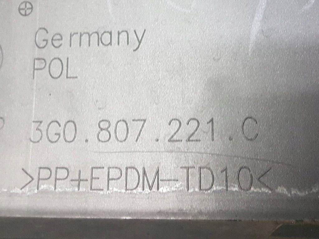 фото №13, Volkswagen passat alltrack 2018 з передній бампер передній