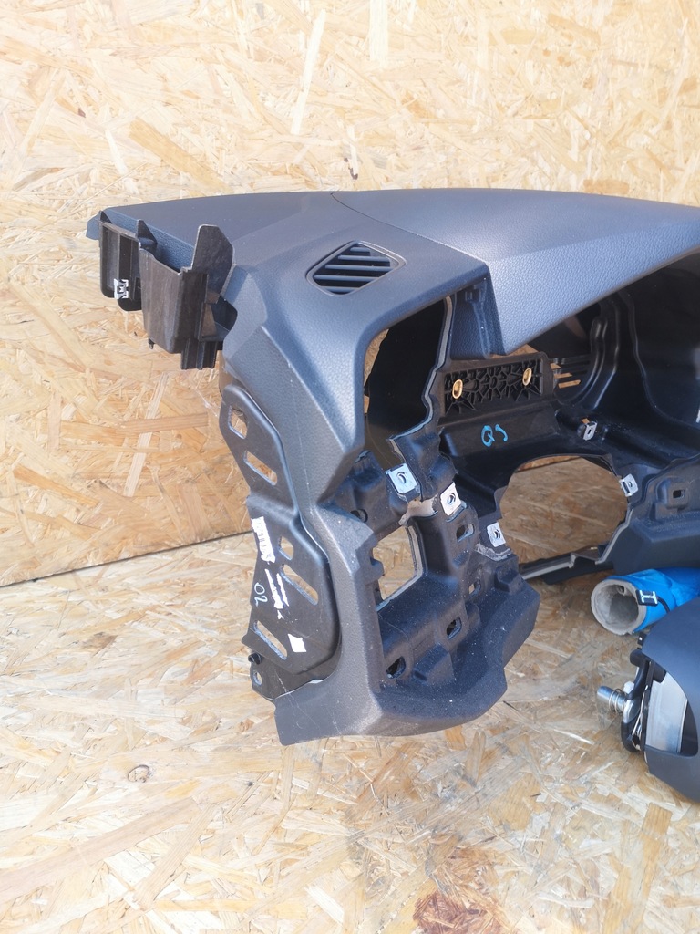 фото №6, Audi q3 83a приборная панель подушки безопасности ремни оригинал