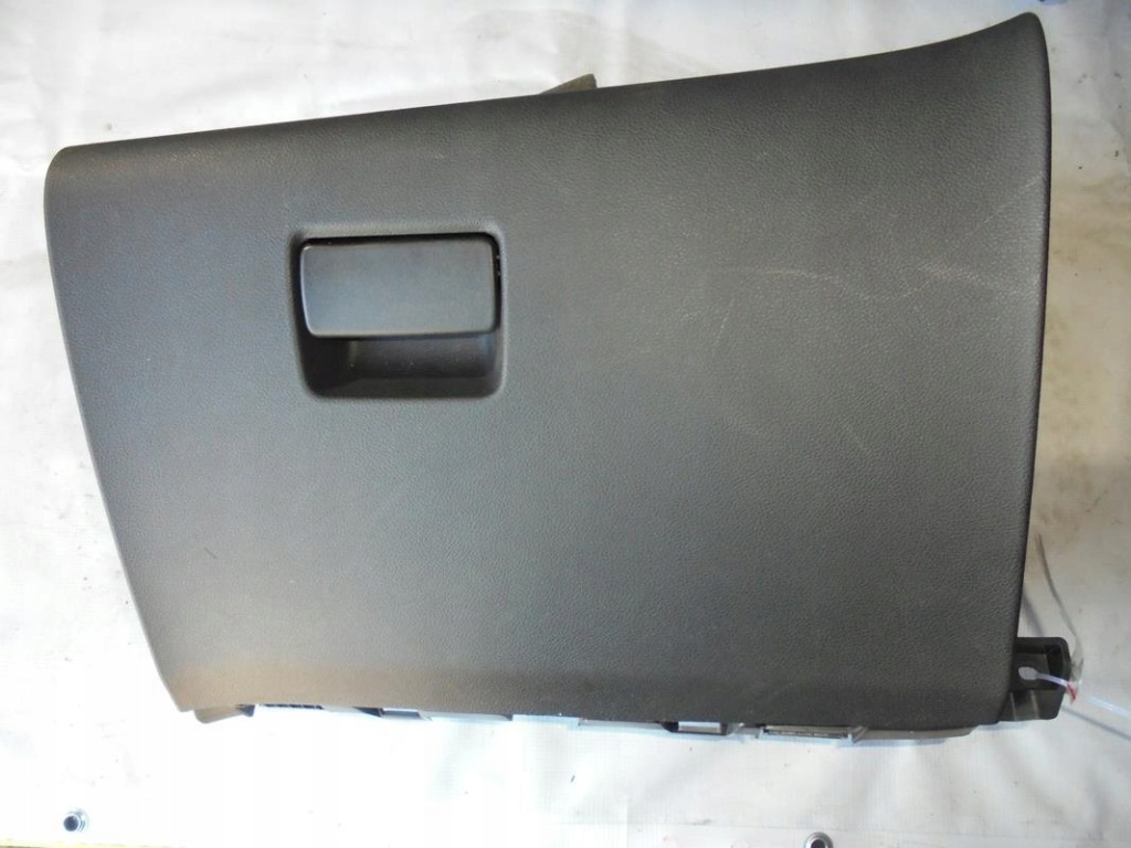 Купити Бардачок консолі opel astra j 1.4 turbo 2012 13373796