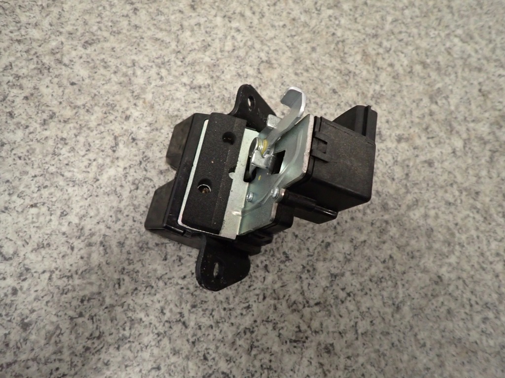 фото №5, Hyundai ix35 10-15 замок крышки задний