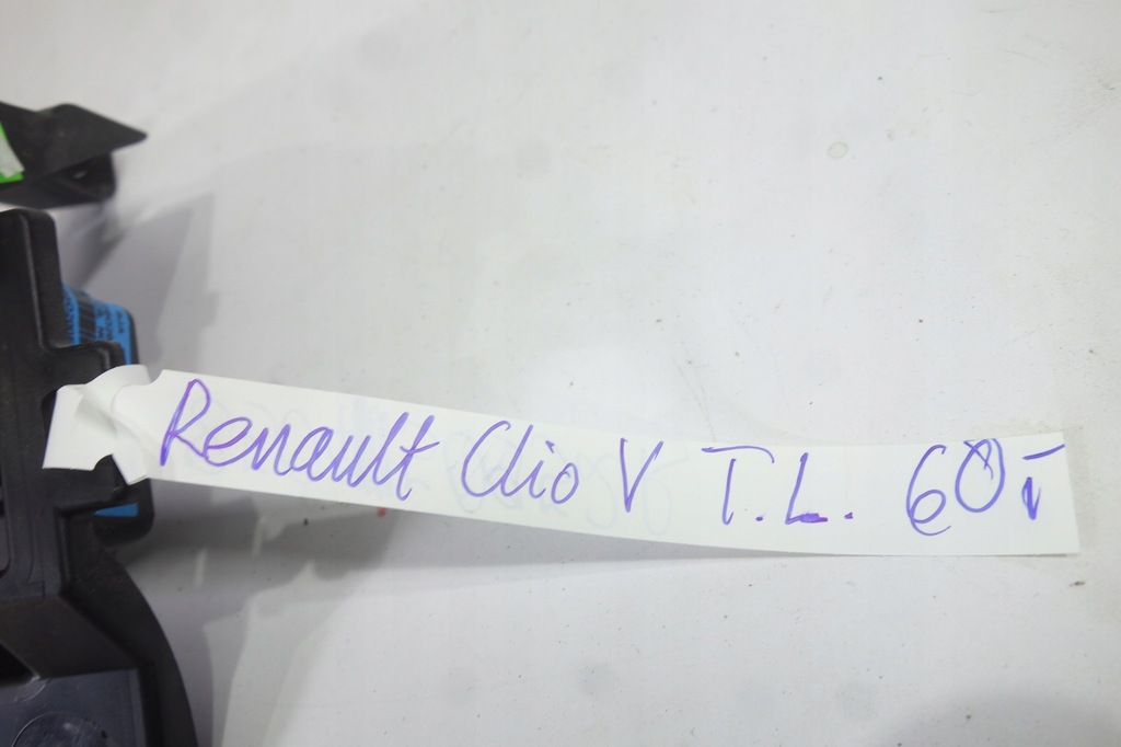 фото №4, Направляющая zderz задняя левый renault clio v 850450952r