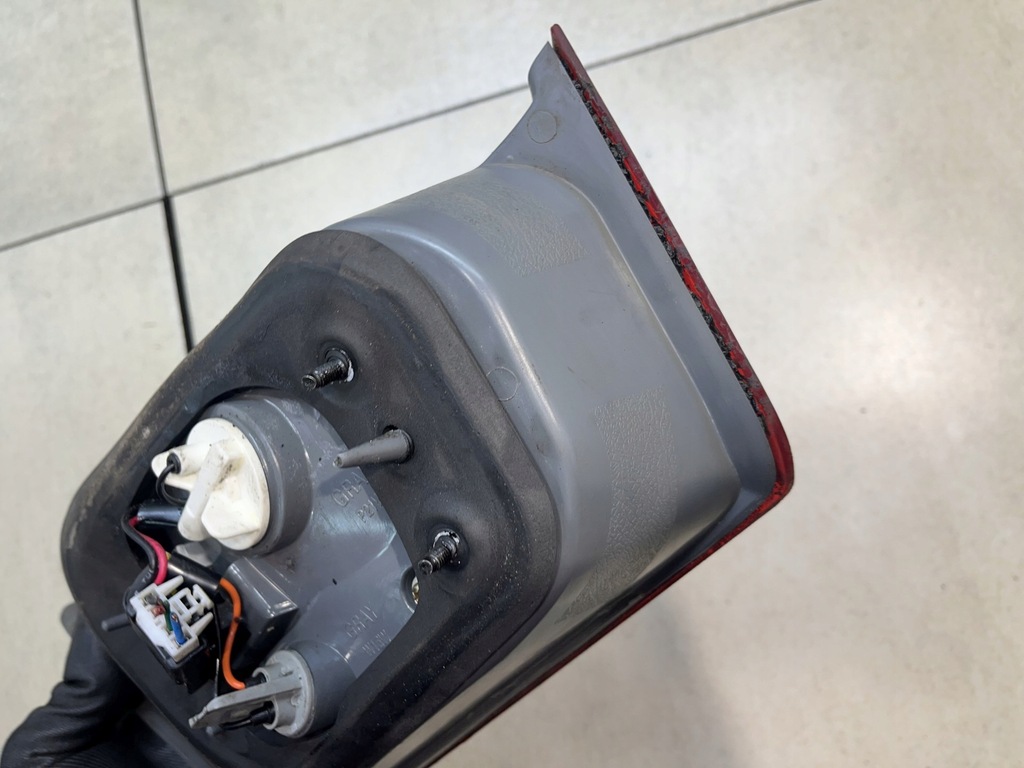 фото №8, Лампа ліва задня hyundai sonata iv v6 3.3