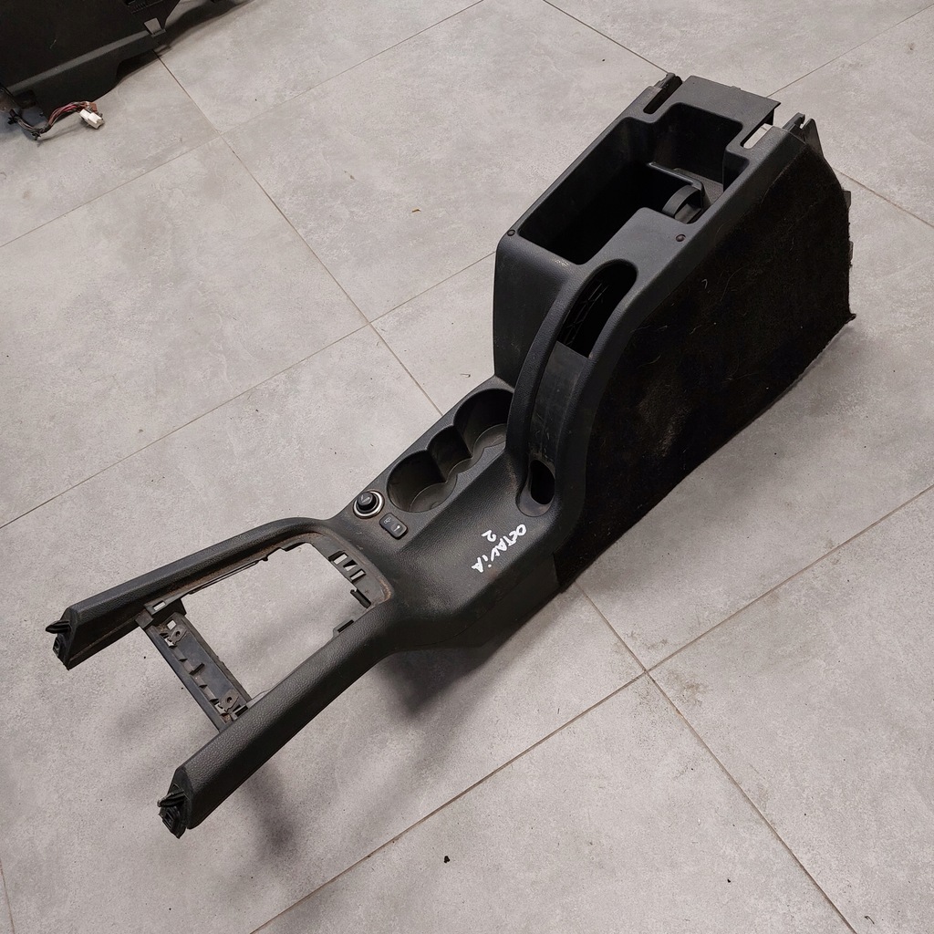 фото №16, Skoda octavia 2 ii туннель средний 1z1863241